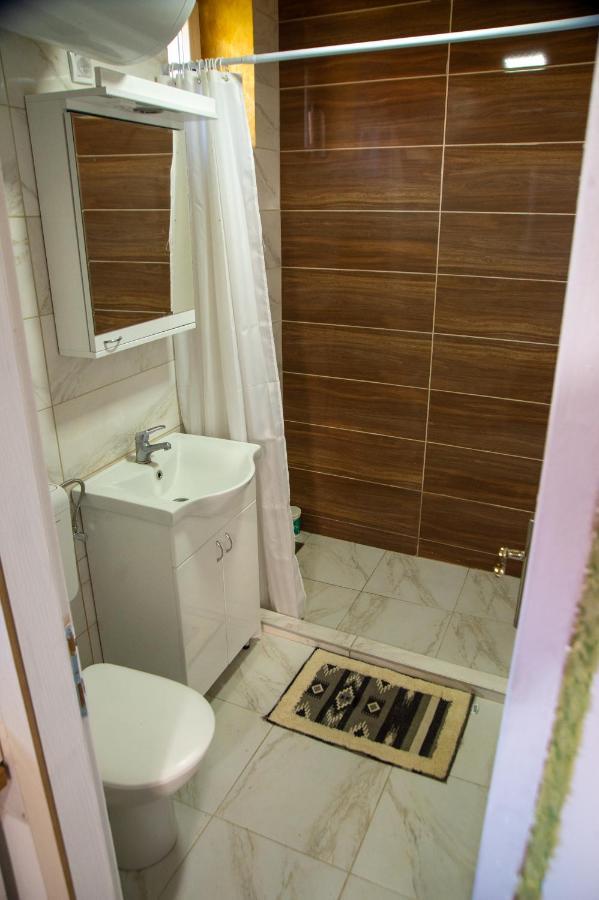 Apartmani Kacara Сремски-Карловци Экстерьер фото